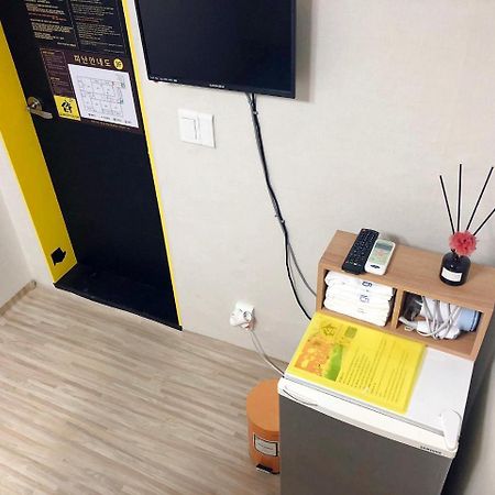 24 Guesthouse Jongno Tower Seul Esterno foto