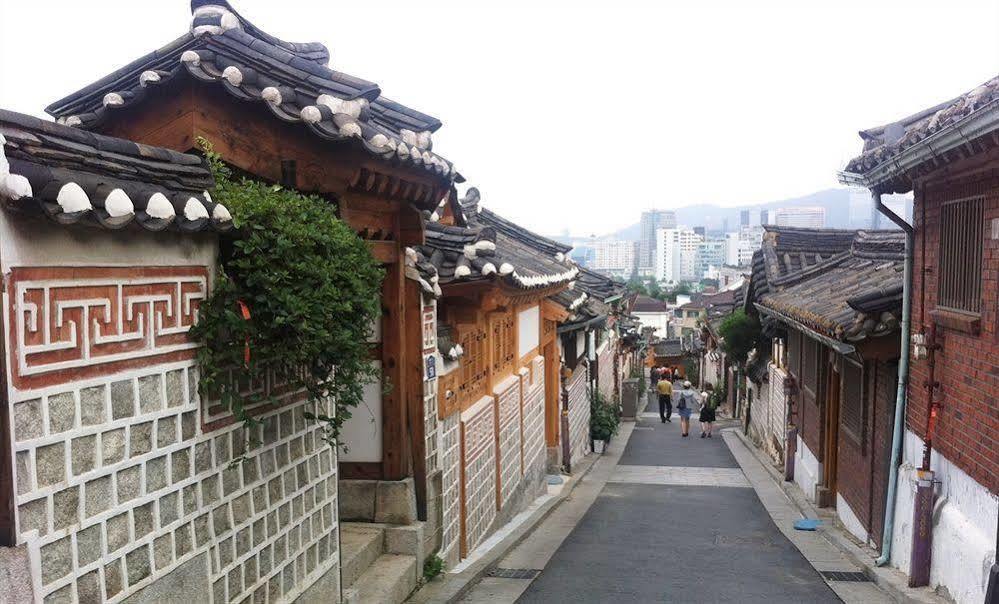 24 Guesthouse Jongno Tower Seul Esterno foto