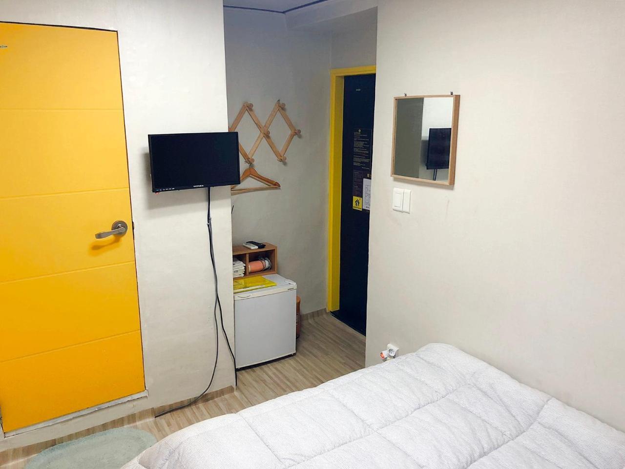 24 Guesthouse Jongno Tower Seul Esterno foto