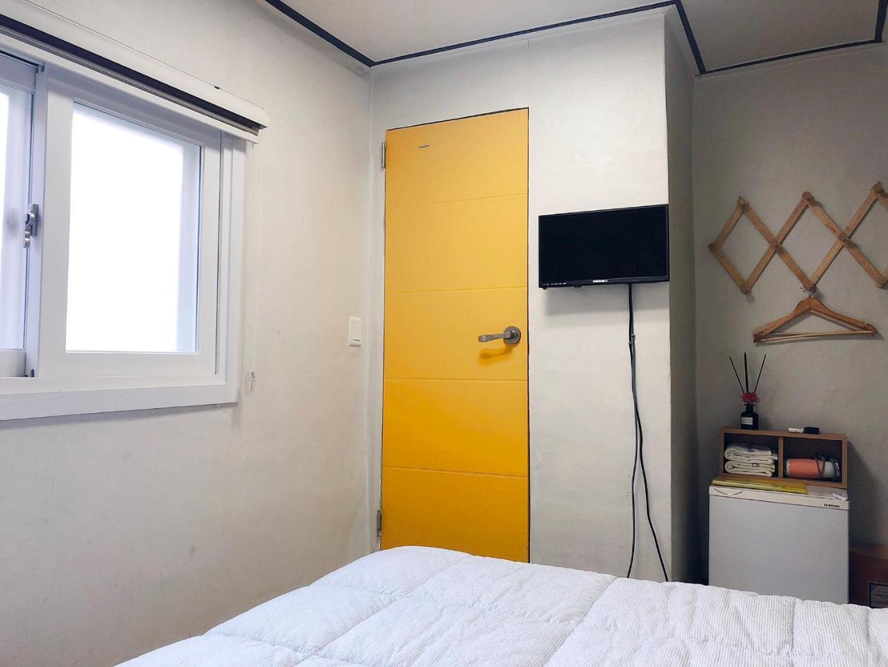 24 Guesthouse Jongno Tower Seul Esterno foto